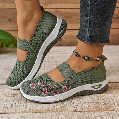 Kivora - Cushioned Snap-Closure Sneakers