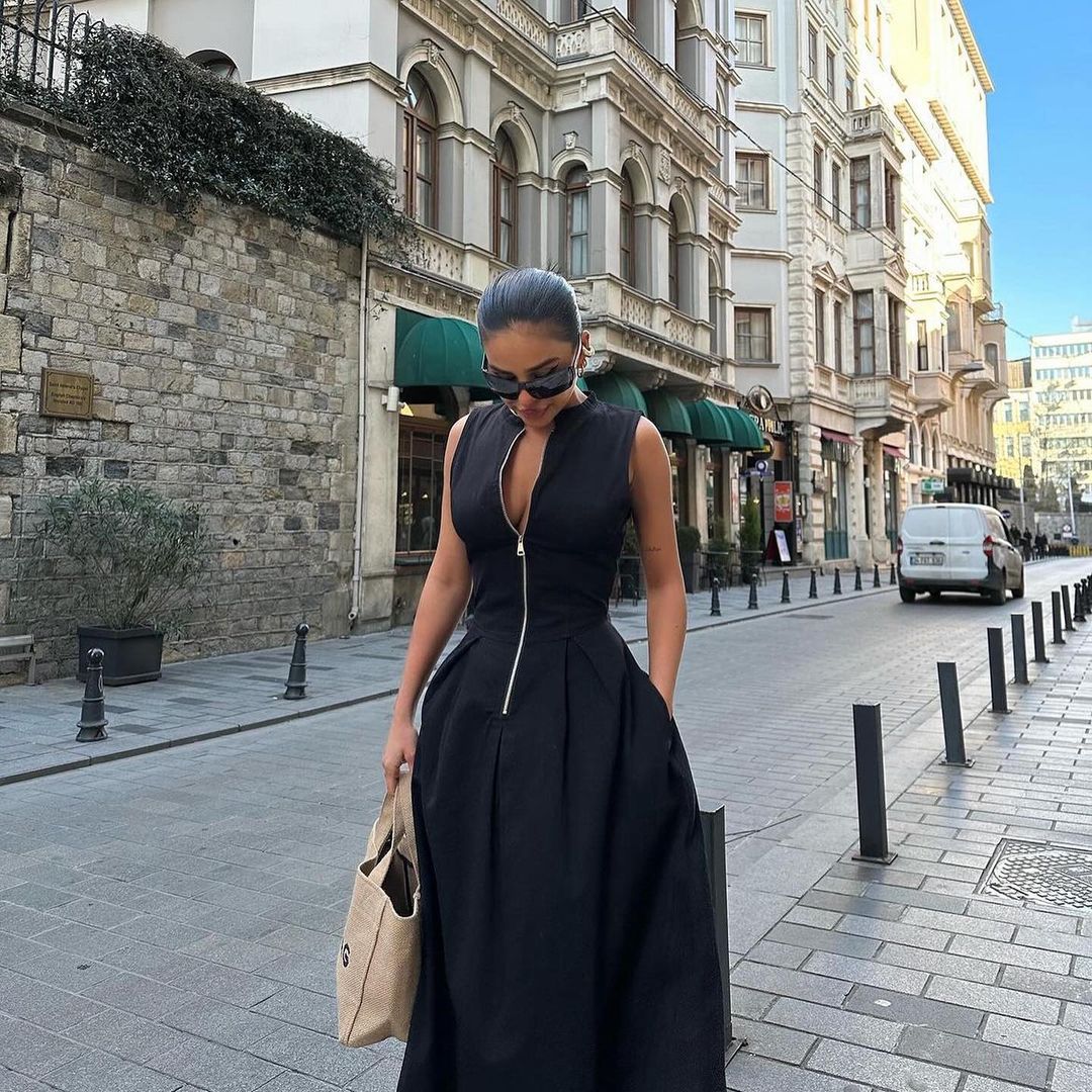 Felicia - Structured-Collar Maxi Dress