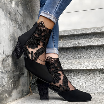 Aisha - Wide-Toe Comfort Heels