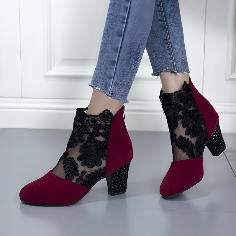 Aisha - Wide-Toe Comfort Heels