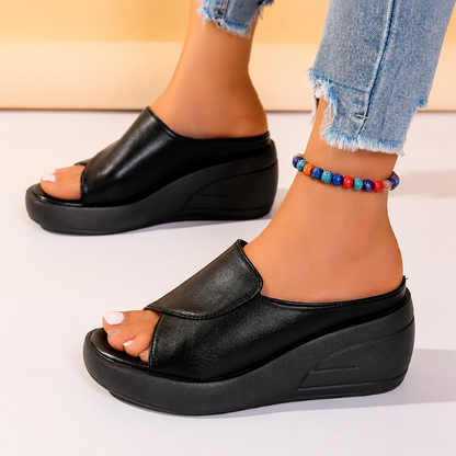 Millie - Wide Toe Orthopaedic Sandals