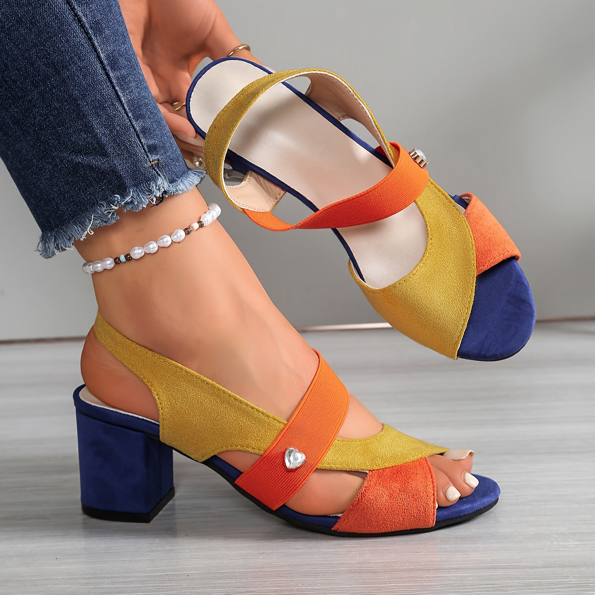 Lynne - Cushioned Heeled Sandals
