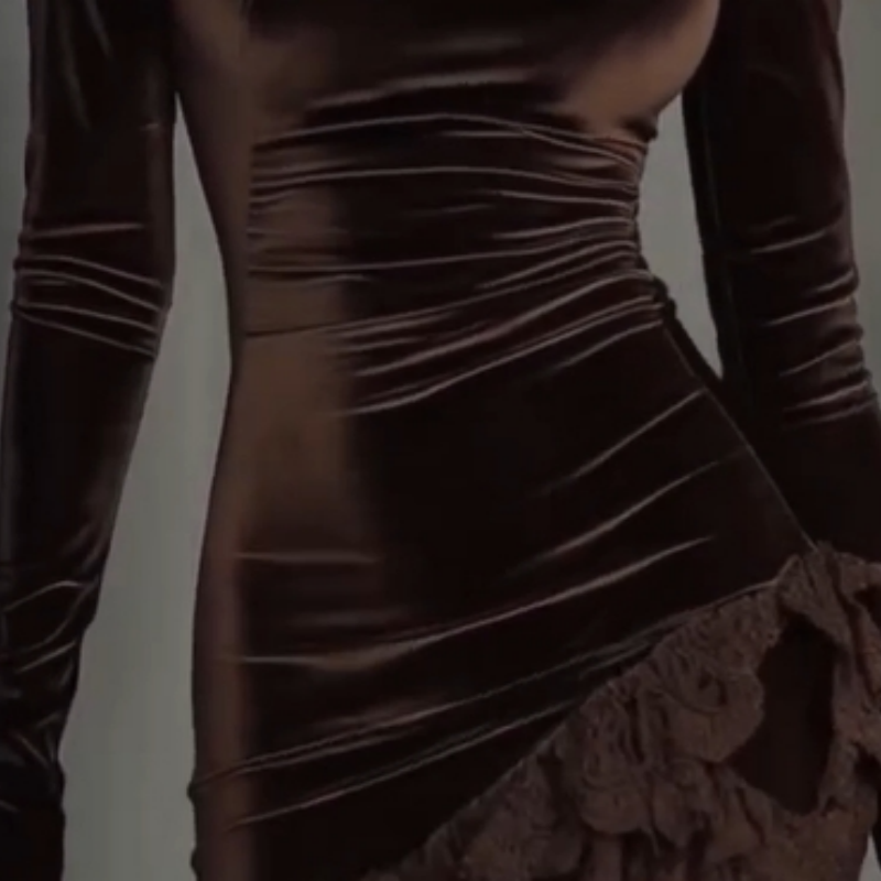 Marilyn - Asymmetric Lace-Hem Dress