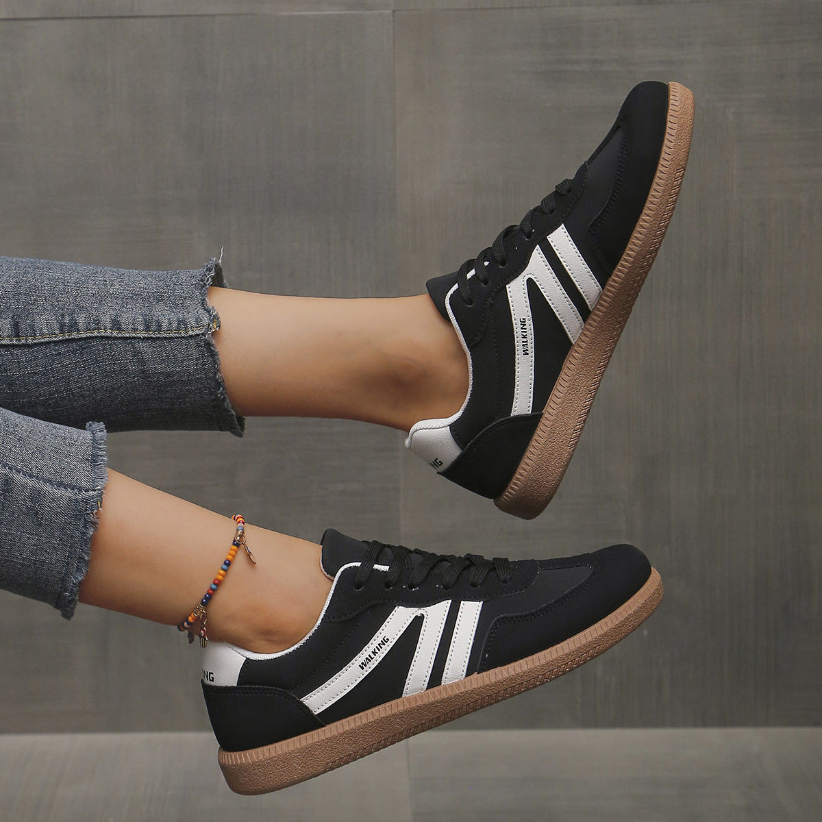 Kevara - Wide-Toe Orthopaedic Shoes