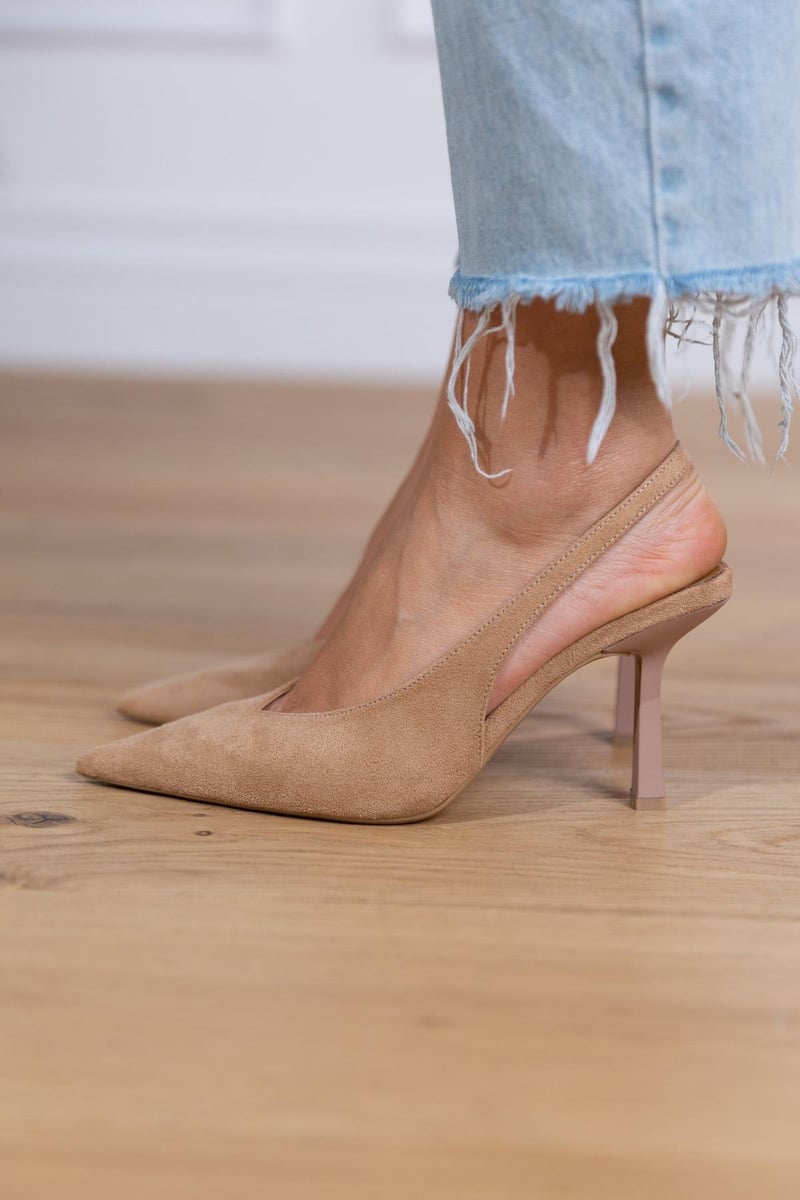 Olivia - Pointed-Toe Pumps