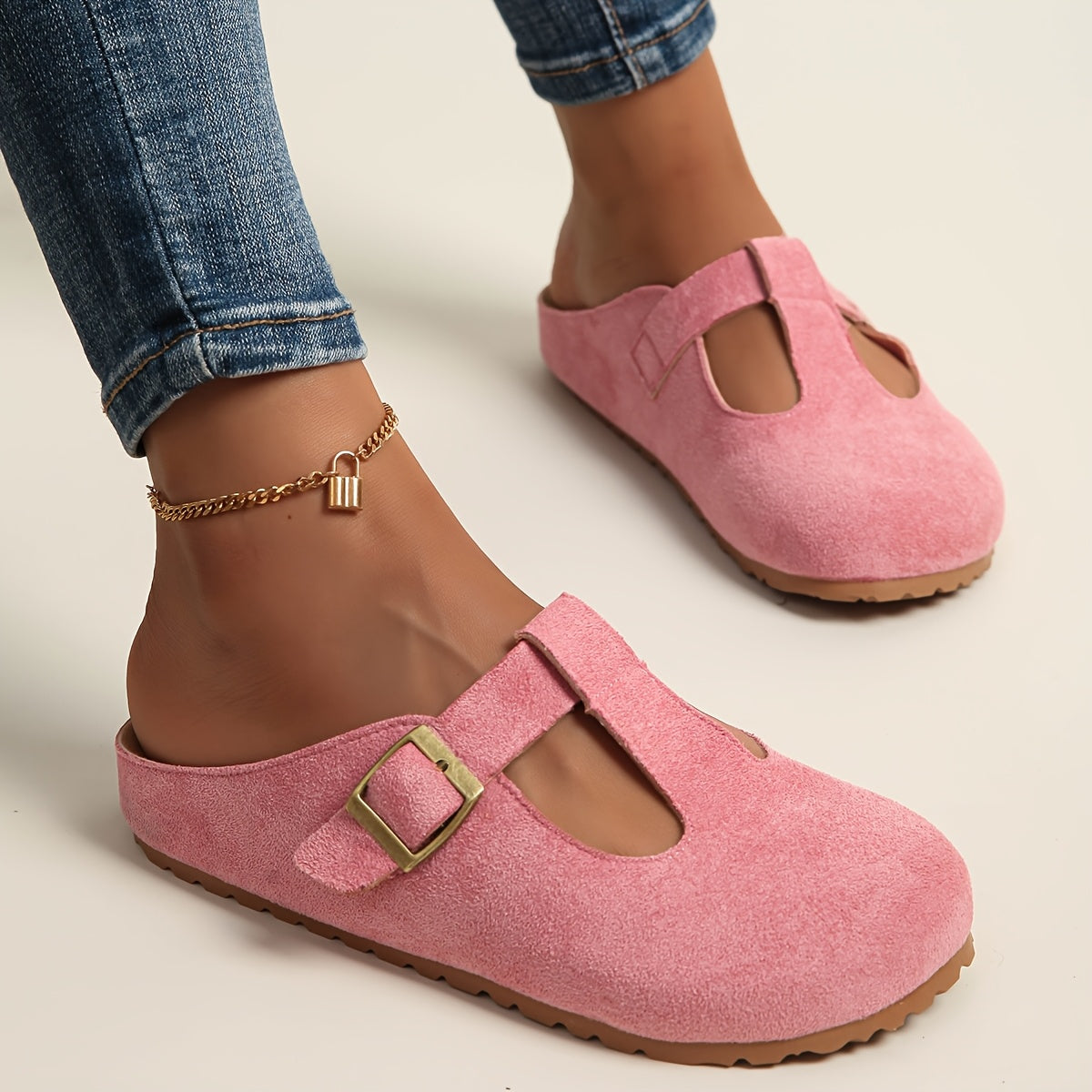 Orien - Closed-Toe Buckle Clogs