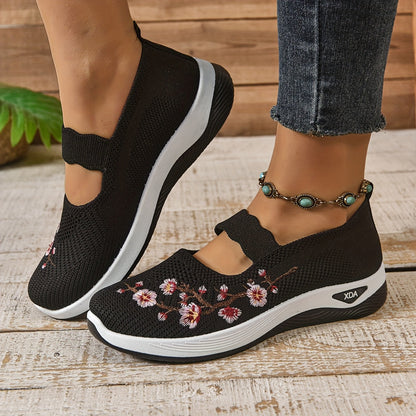 Kivora - Cushioned Snap-Closure Sneakers
