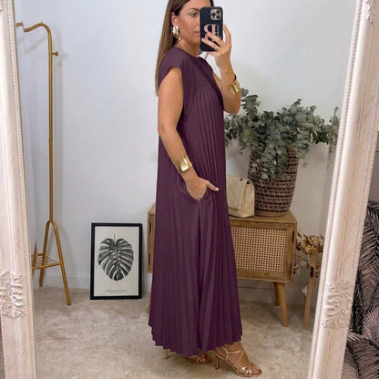 Herminia - Pocketed Pleated Maxi Dress