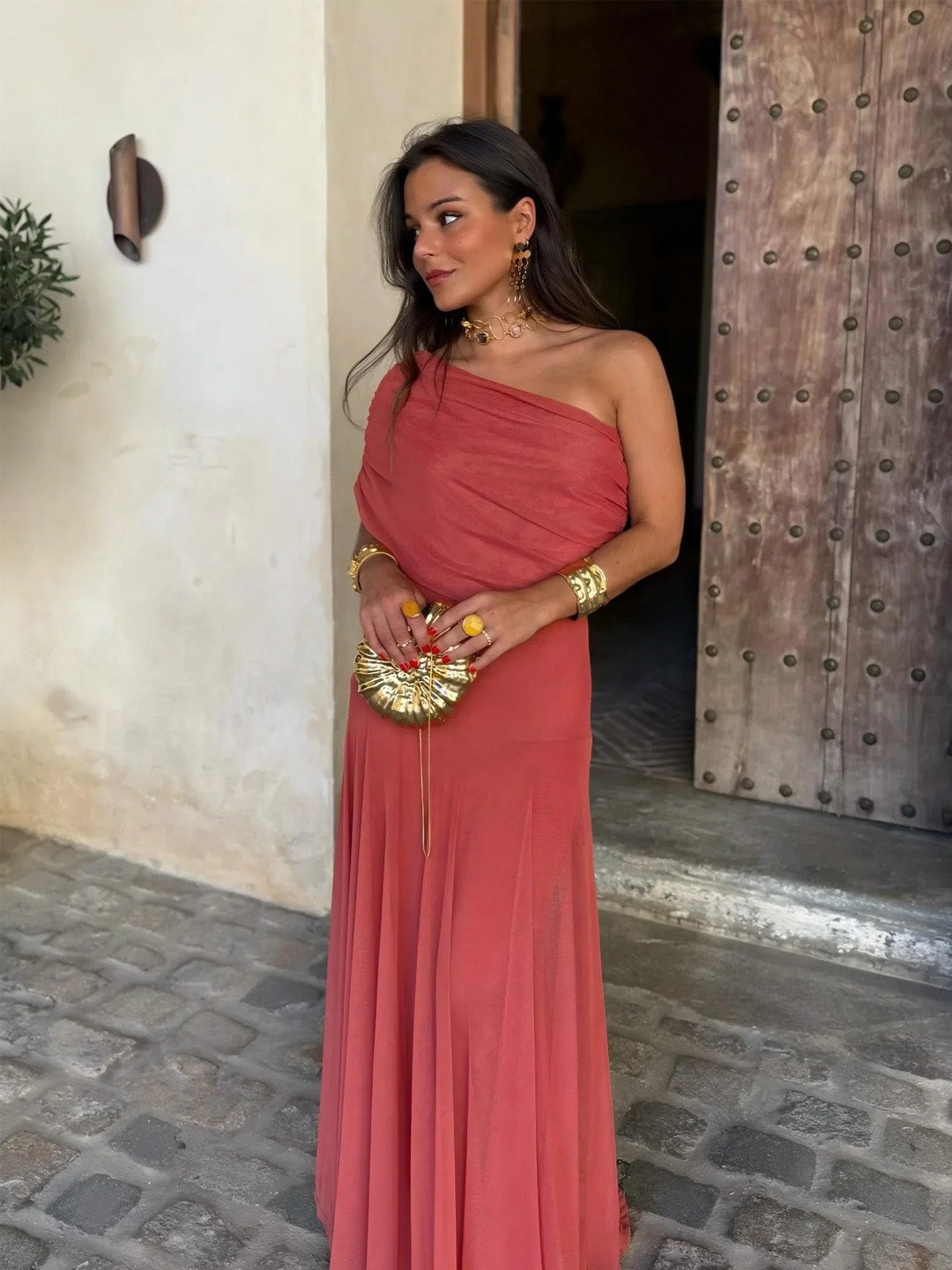 Edite - Off-Shoulder Maxi Dress