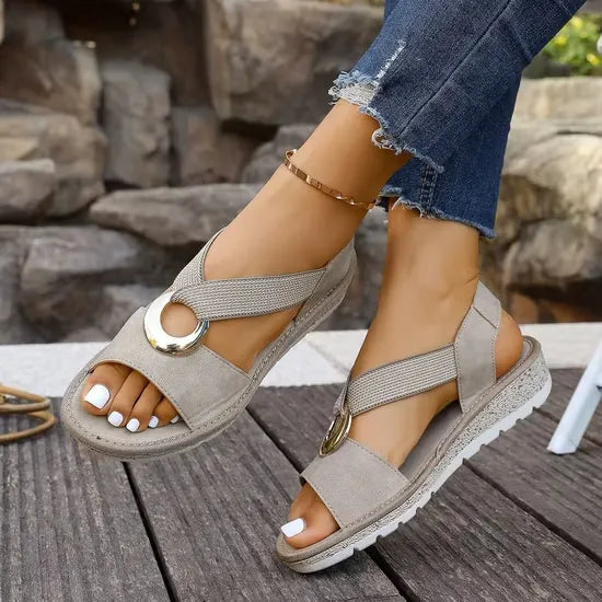 Vela - Cross-Strap Ring Sandal