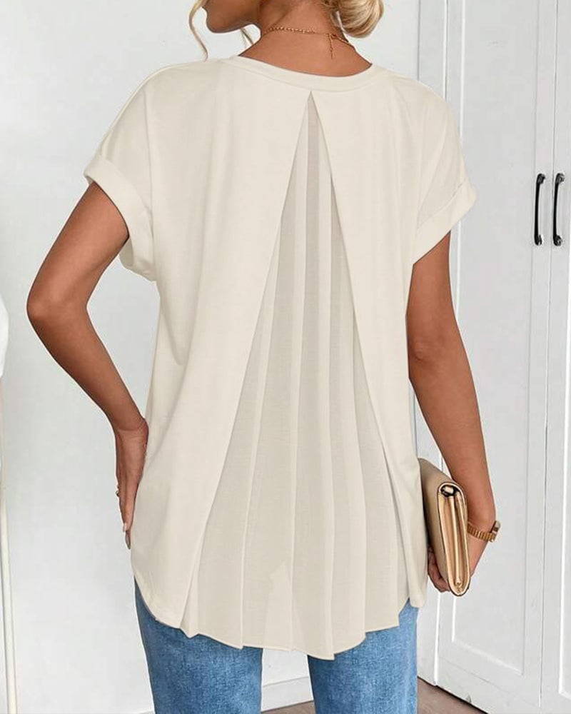 Neva - Patchwork V-Neck T-Shirt